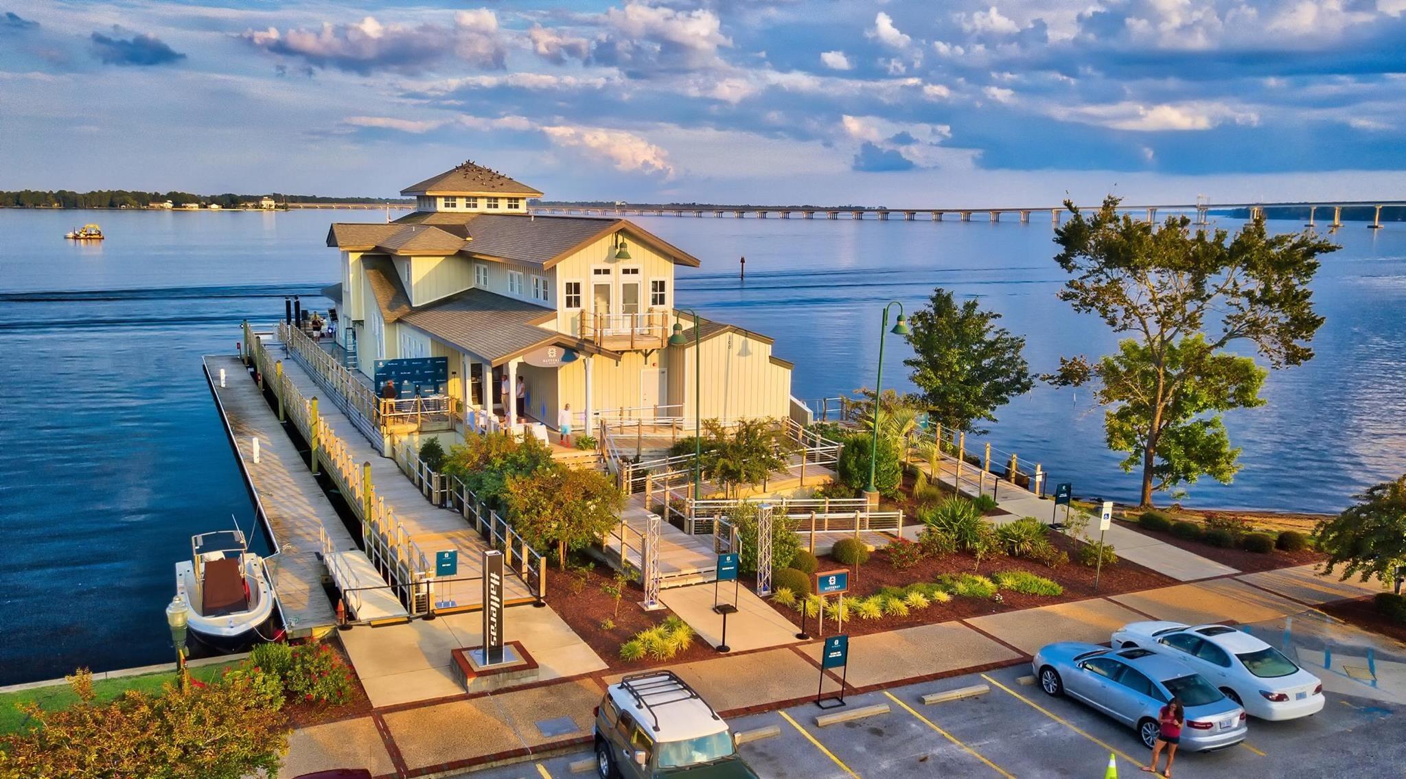 Picture of Persimmons Waterfront Restaurant