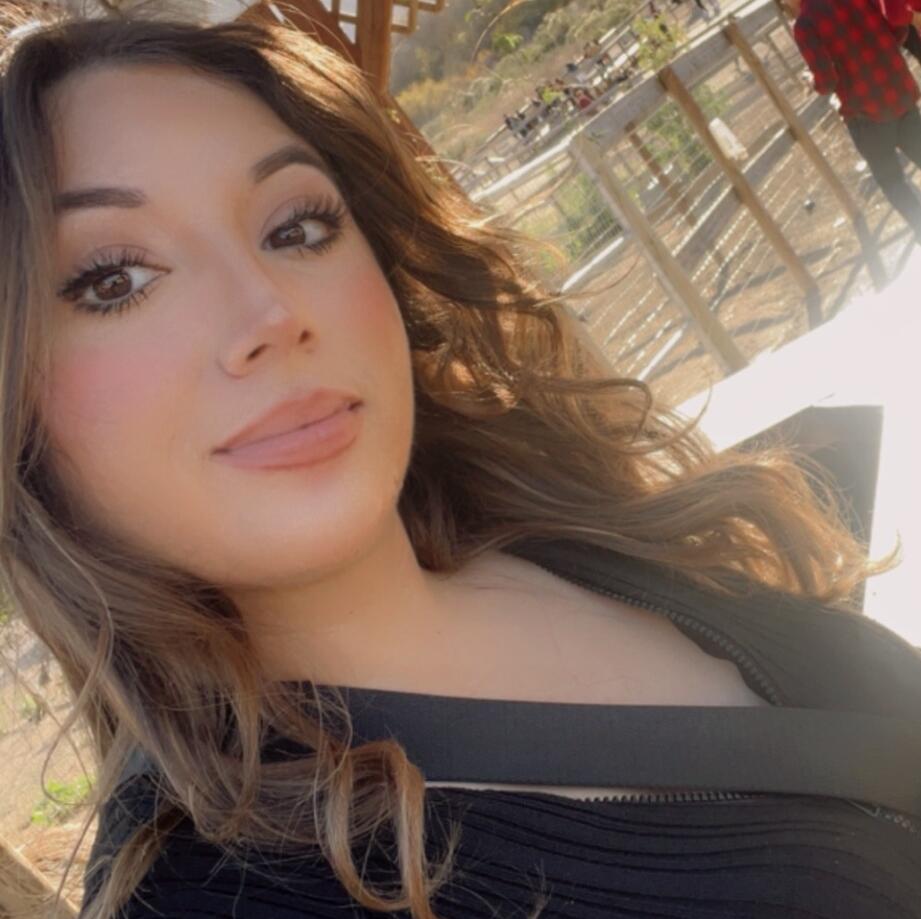 Denise Maravilla 