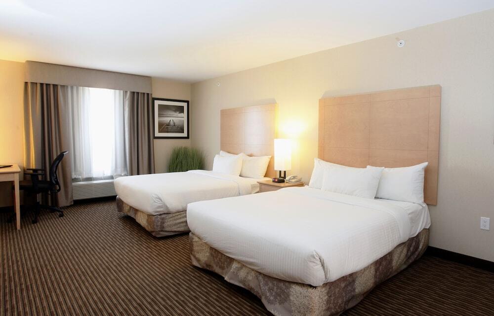 Picture of Pomeroy Inn & Suites Hotel Dawson Creek