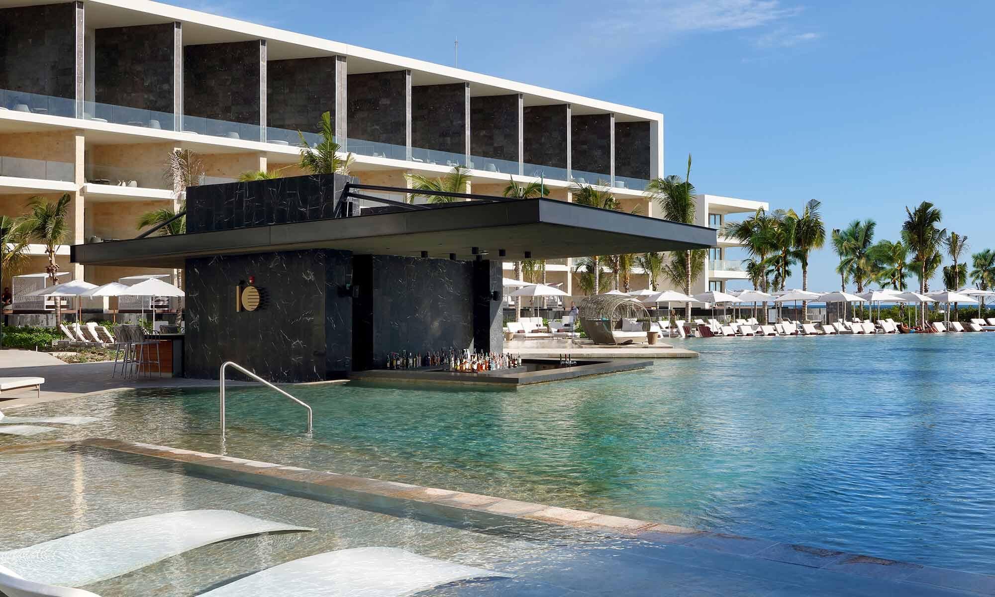 Picture of Hotel Pool Bar