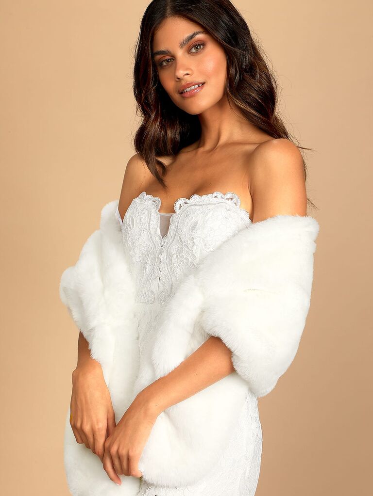 Upscale Style White Faux Fur Stole