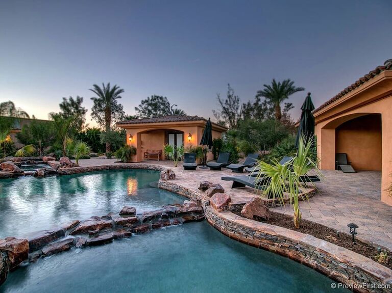 Luxury bungalow home rental as wedding venue in Palm Springs, California