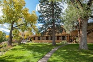 Picture of Inn on La Loma Plaza
