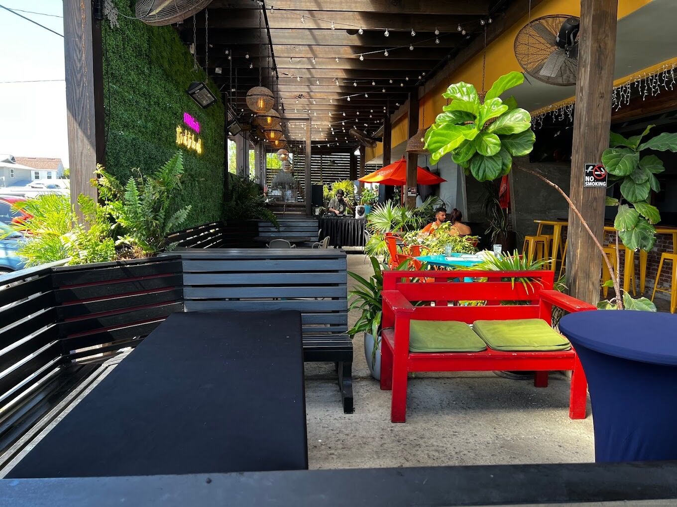 Picture of Odd Birds Kitchen and Cocktail Lounge