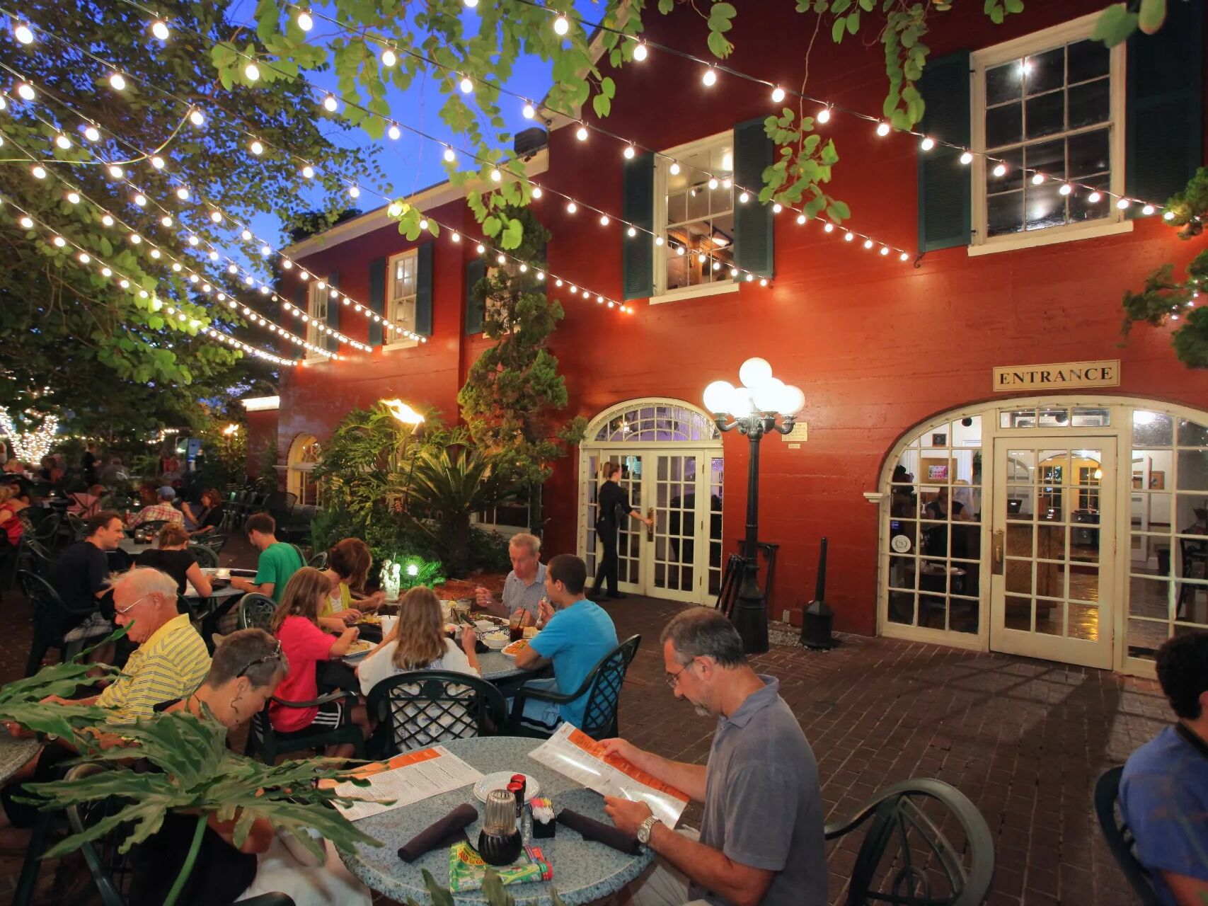 Picture of Harry's Seafood, Bar & Grille