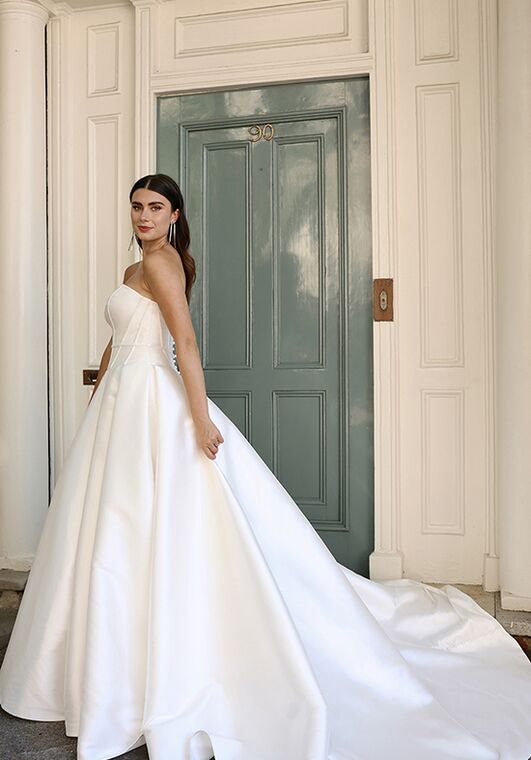 Essense of Australia D4117 Ball Gown Wedding Dress - 7