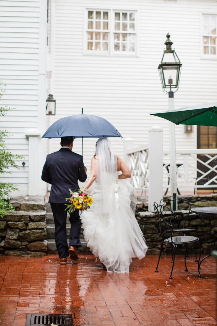 The Publick House Historic Inn in Sturbridge, Massachusetts, was exactly the type of venue Marisa and Evan wanted. It felt like an old New England country house with a vintage vibe, and had space for both their ceremony and reception. Good thing, because it rained on their wedding day.