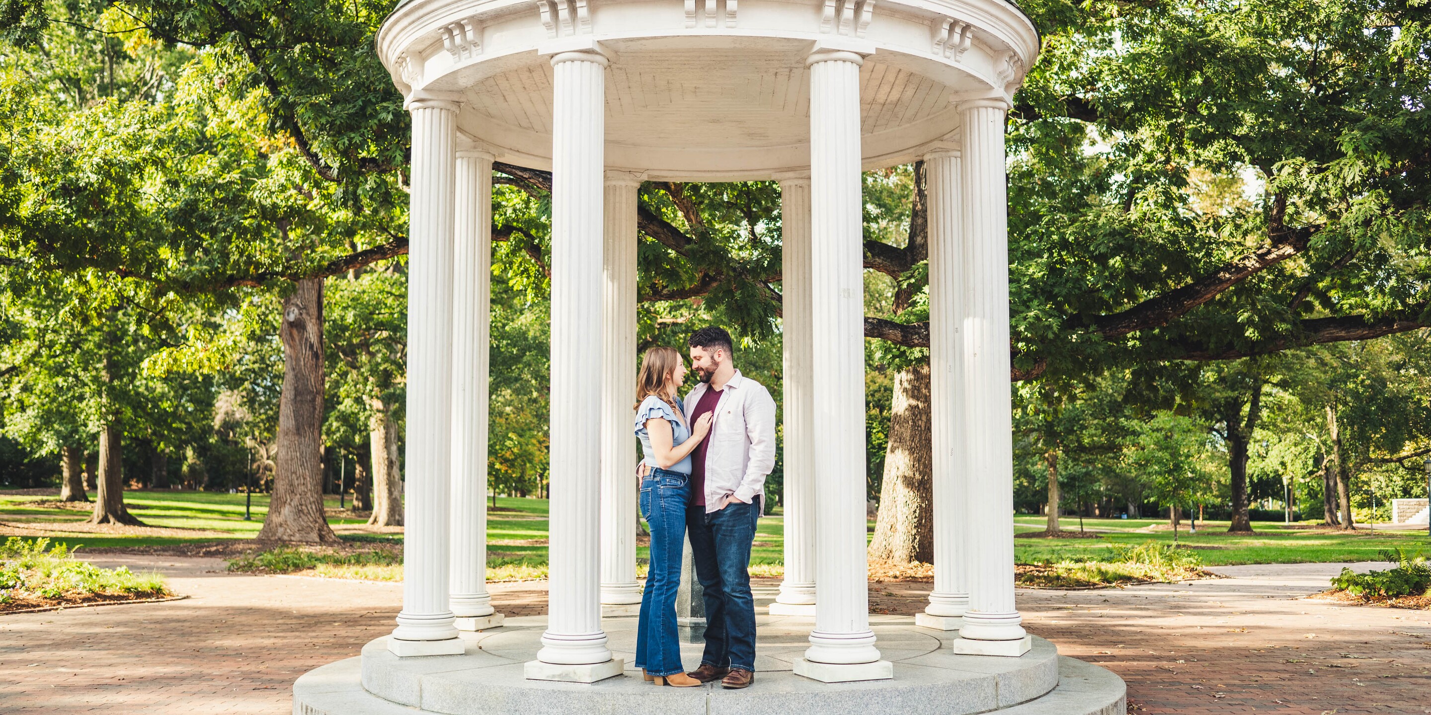 Olivia & Nic Home Page Banner