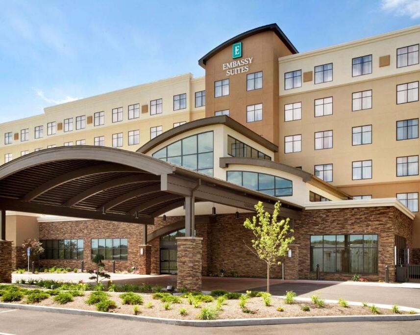 Picture of Embassy Suites by Hilton Akron Canton Airport