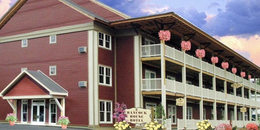 Picture of Hancock House Hotel