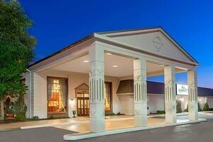 Picture of Ramada Plaza & Conf Center by Wyndham Louisville