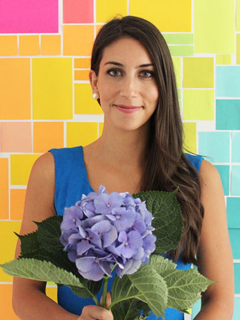 DIY backdrop idea with Post-Its, from Poppytalk.com