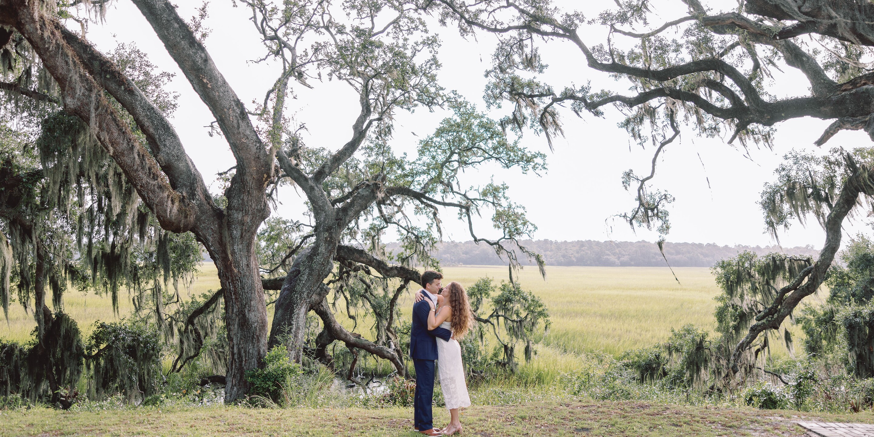 Hannah & Davis Home Page Banner