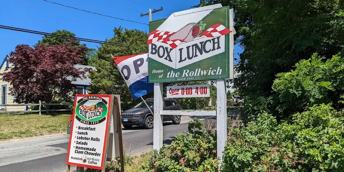 Picture of Box Lunch In Wellfleet