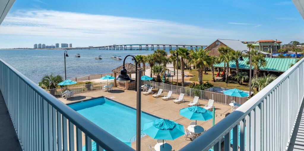 Picture of Best Western Navarre Waterfront