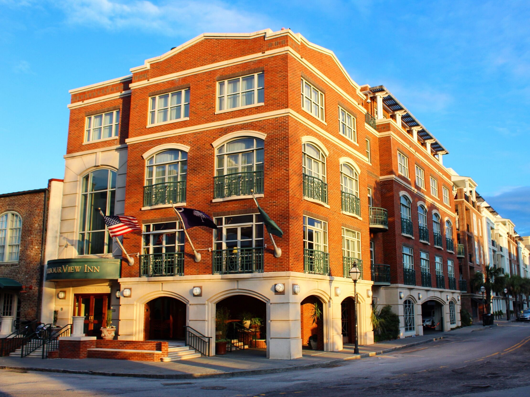 Picture of HarbourView Inn