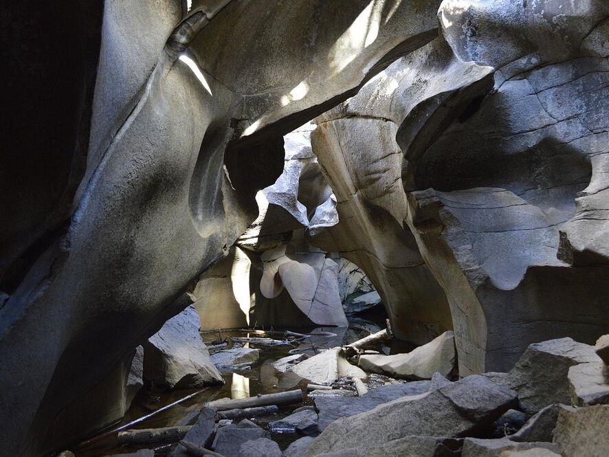 Picture of Grottos Trail