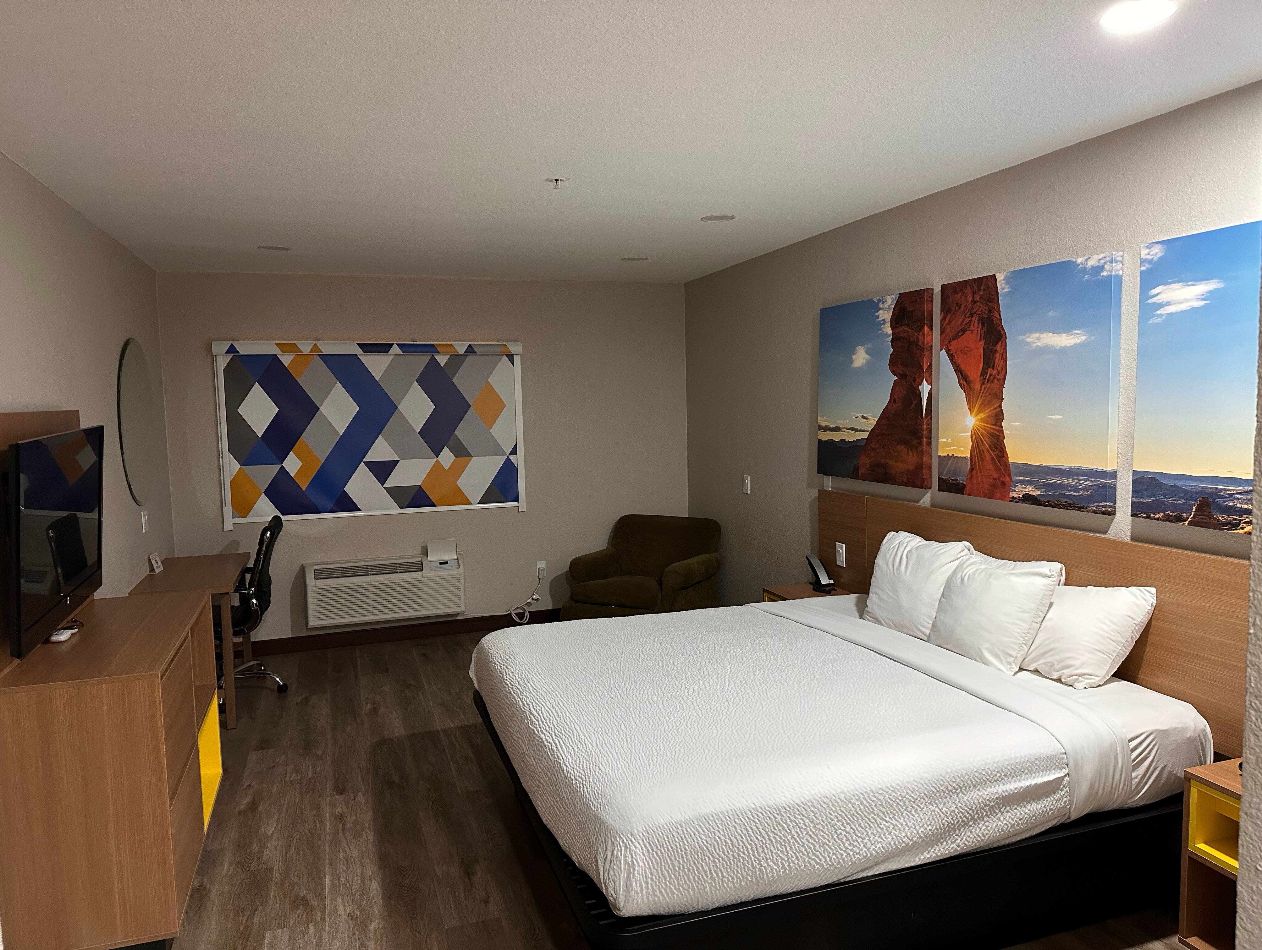 Picture of Days Inn 