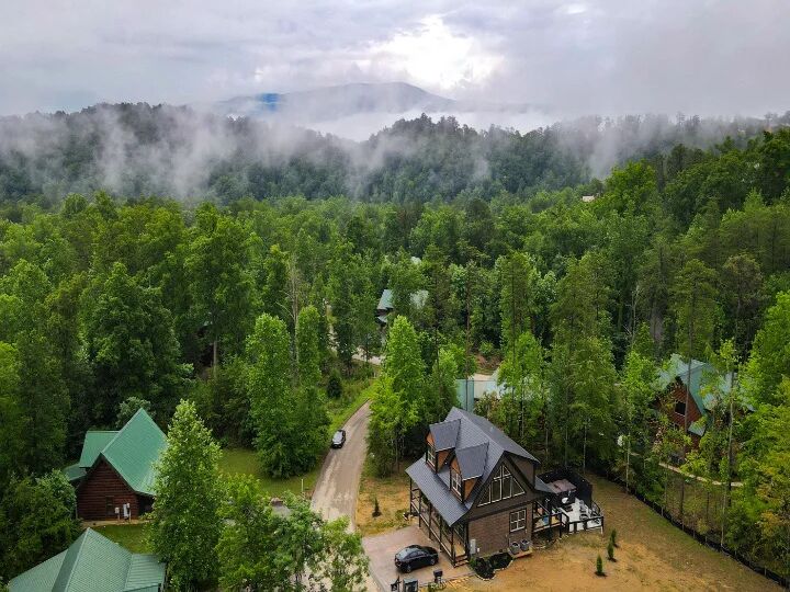 Picture of Smoky Cove Resort