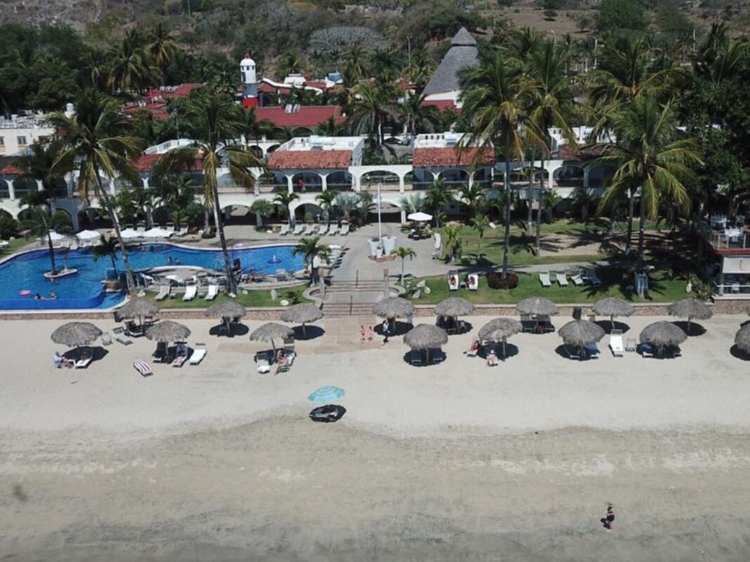 Picture of Los Picos Hotel & Suites