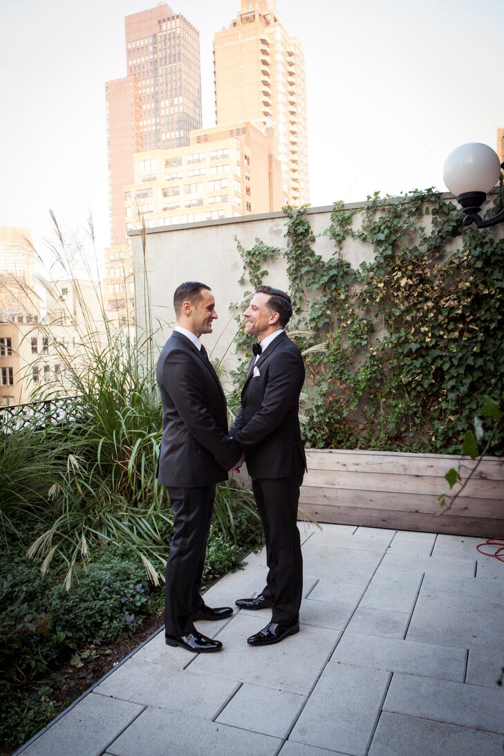 Stanley Adamik (48 and an interior designer and owner of Black Cherry Design) and Jason Charney (38 and a psychotherapist and artist) planned an intim