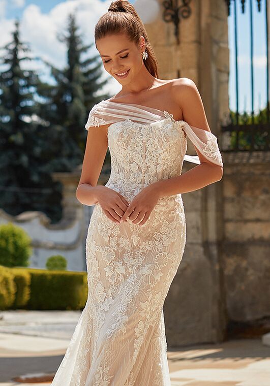 Val Stefani Kengsinton Mermaid Wedding Dress - 3