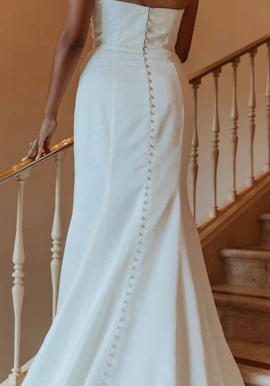 Essense of Australia D3705 Column Wedding Dress - 7