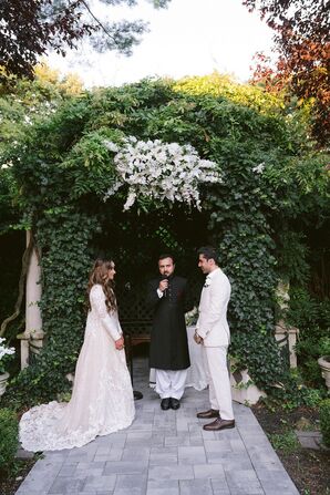 Backyard Wedding Ceremony in Westbury, New York