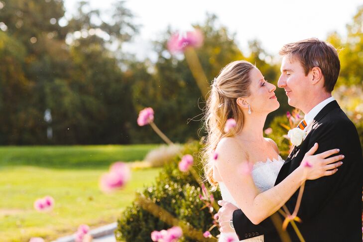 "We based the theme of our wedding around our venue, which reminded me of an old Southern manor house," Noelle Osiecki says of exchanging vows alongsi
