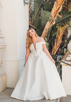 Martina Liana 1378 plus Ball Gown Wedding Dress