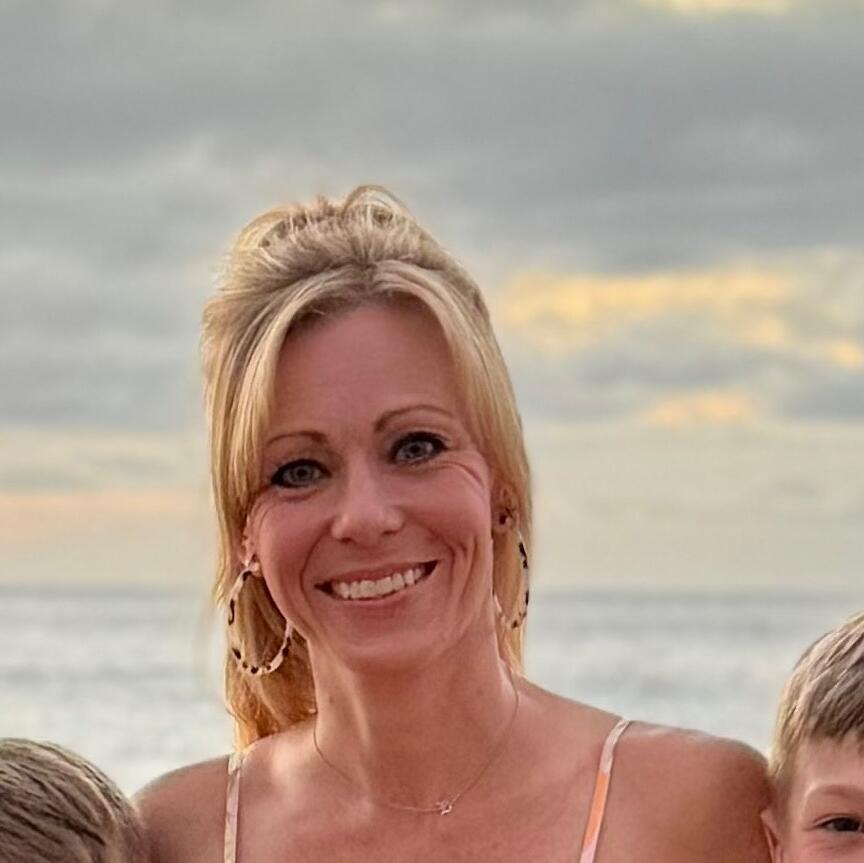 Elizabeth Cook