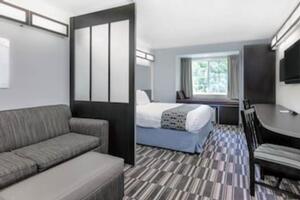 Picture of Microtel Inn & Suites by Wyndham Hoover / Birmingham
