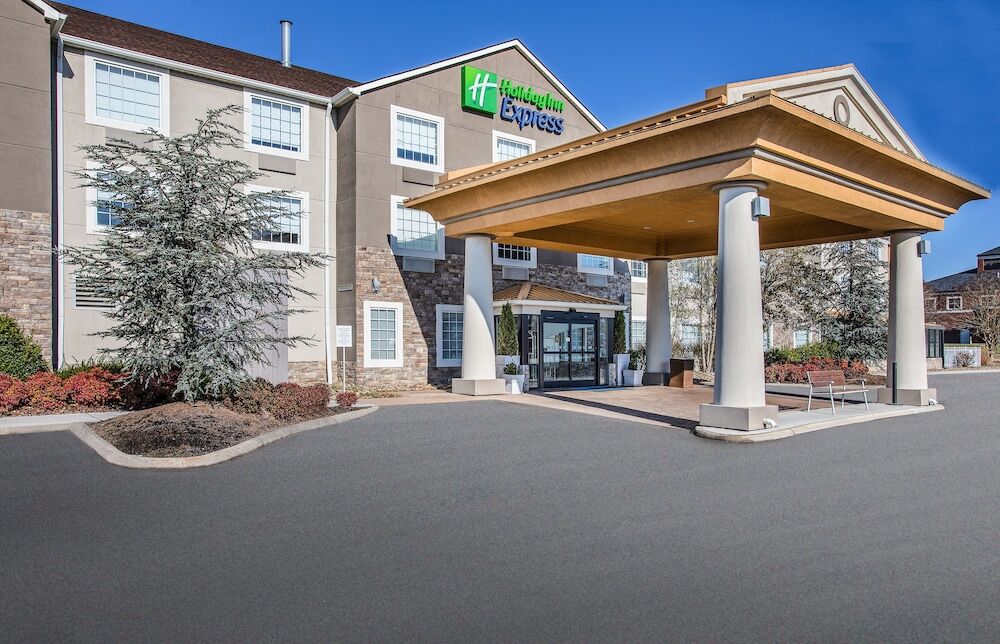 Picture of Holiday Inn Express & Suites Alcoa (Knoxville Airport) by IHG