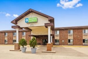 Picture of SureStay Hotel by Best Western Greenville