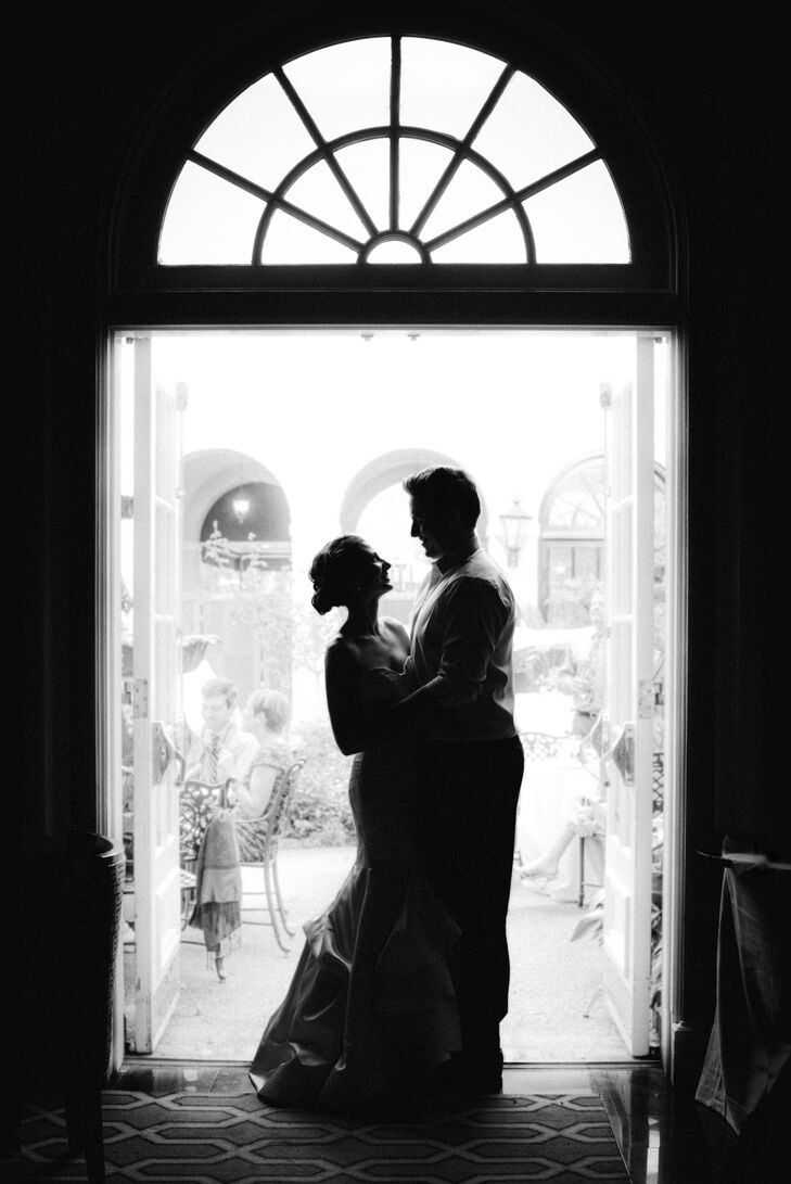 "The Mills House had a gorgeous courtyard and the weather was perfect so a lot of guests enjoyed the outdoor area not just for cocktail hour but the whole reception!" says Jaclyn.