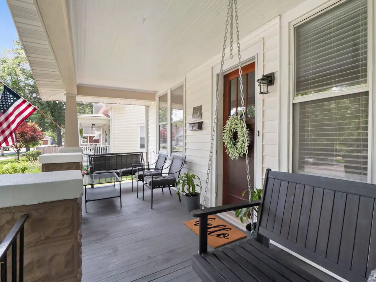 Picture of Edwardsville, IL Airbnb