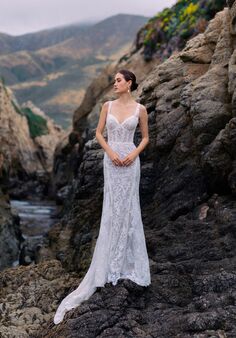 Wilderly Bride Ellie- F326 Sheath Wedding Dress