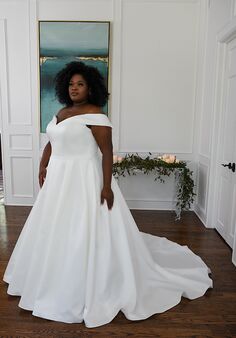 Essense of Australia D3232 plus Ball Gown Wedding Dress