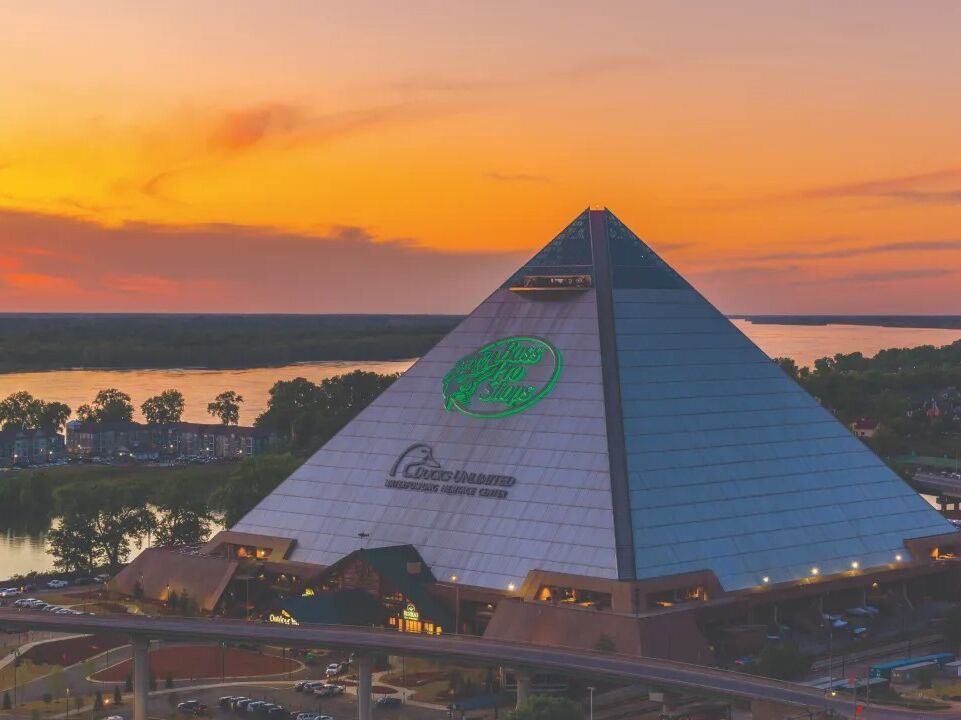 Picture of Bass Pro Shops at the Pyramid