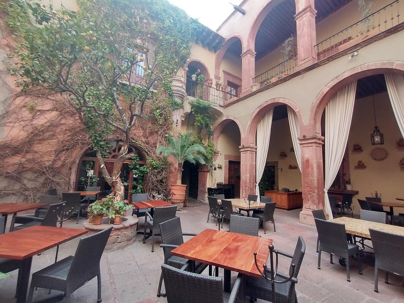 Picture of Hotel Carmina