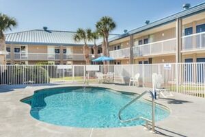 Picture of Days Inn by Wyndham Adel
