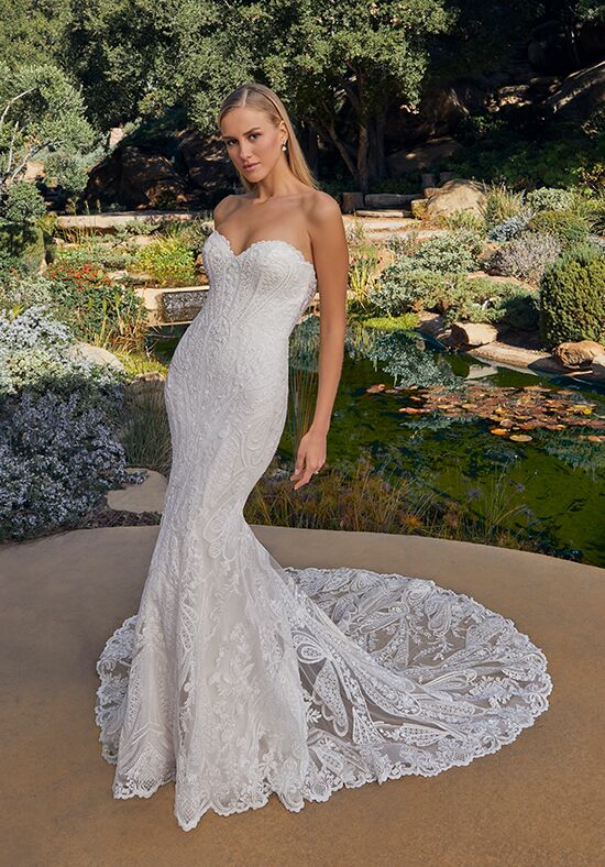 Casablanca Bridal Style 2525 Zelda Fit-and-Flare Wedding Dress - 1