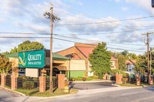 Picture of Quality Inn & Suites Coliseum