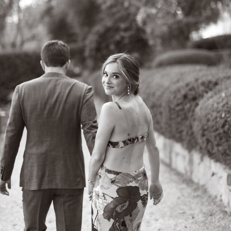 Black and white engagement photoshoot ideas