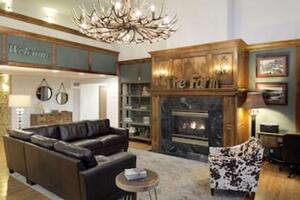 Picture of Redwood Lodge