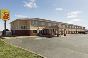 Picture of Super 8 by Wyndham Lees Summit