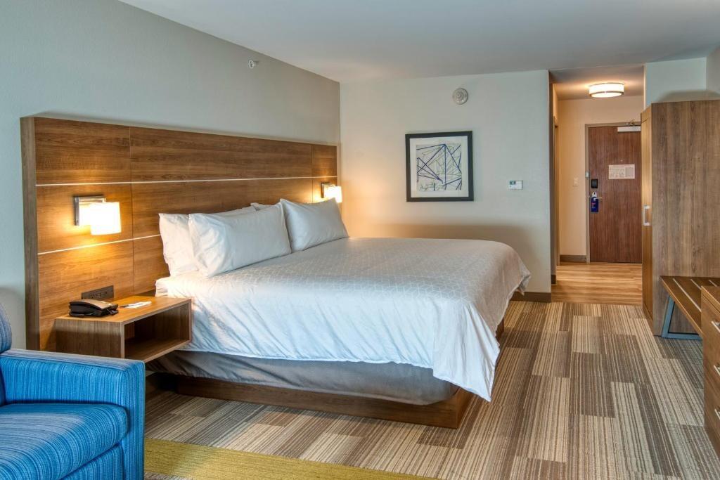 Picture of Holiday Inn Express & Suites Omaha Downtown - Old Market by IHG