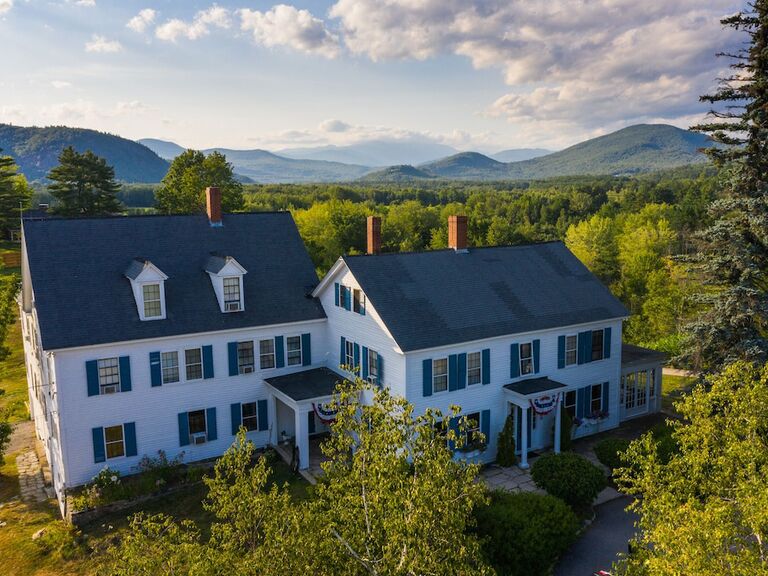 Classic historic home wedding venue rental in New Hampshire