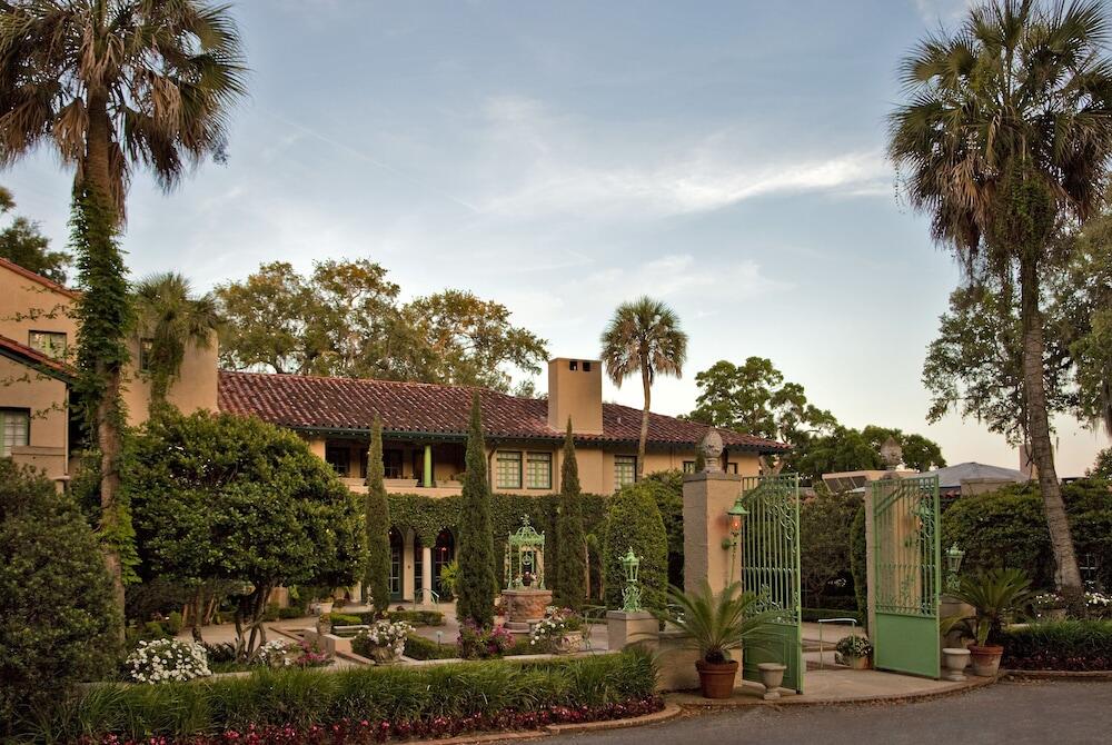 Picture of Club Continental