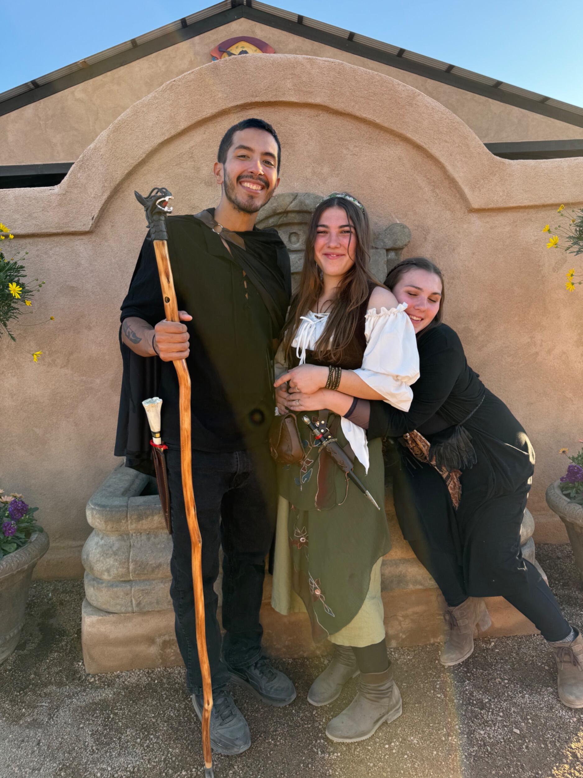 Ren Fair part 2!! Makaela photobombed and was sharing the clingy love— she cracks me up!